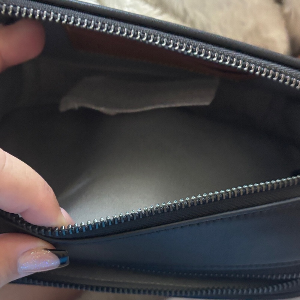 Coach White and Black Crossbody Bag - Picture 8 of 14